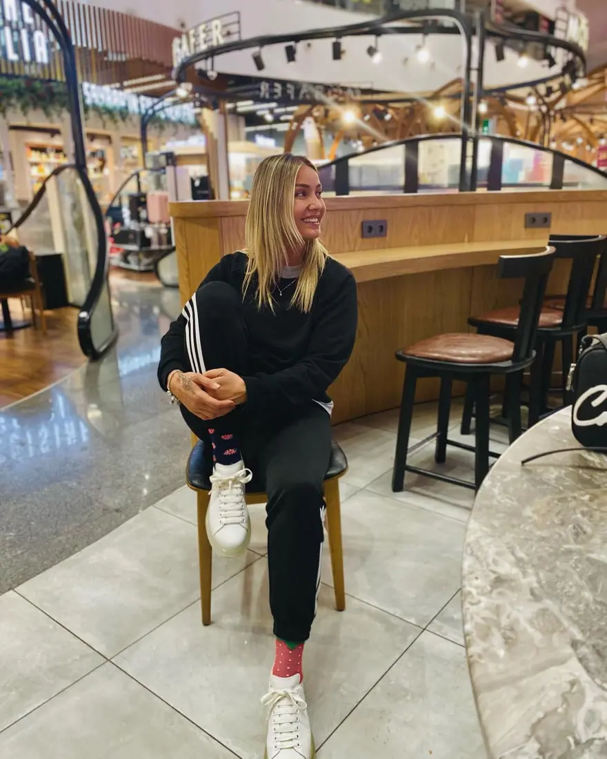 Survivor All Star 2022 yarışmacılarının son paylaşımları: Ünlüler ve gönüllüler Dominik'e uçtu 11