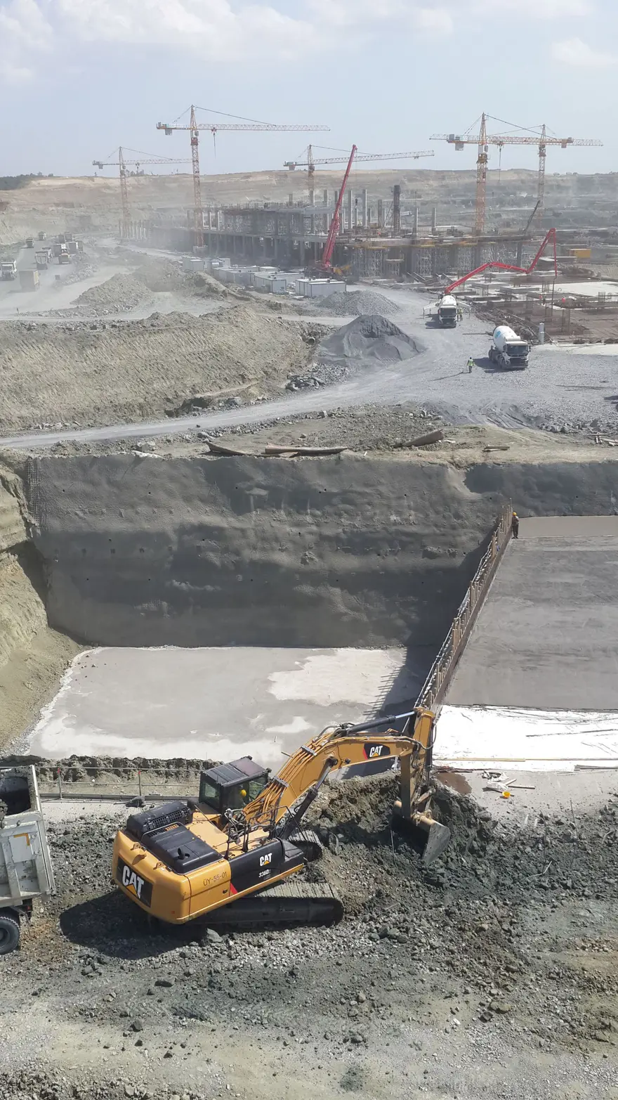 3. Havalimanı'nda ilk pist havadan böyle görüntülendi 3