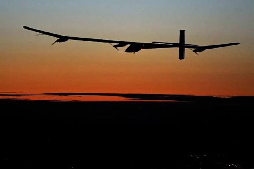 Solar Impulse başardı! 12 Solar Impulse başardı! 12