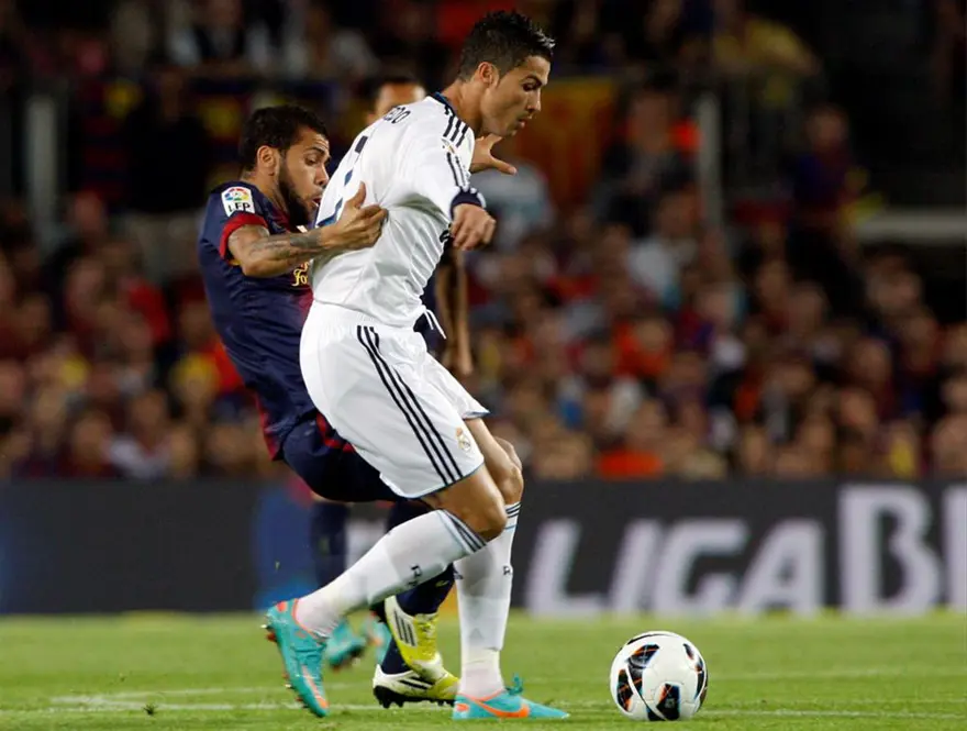 2 Ronaldo 2 Messi 9