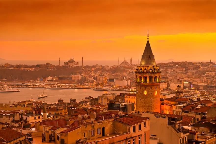 Galata Kulesi tarihi ve hakkında bilinmesi gerekenler (Galata Kulesi nerede, hikayesi nedir, efsaneleri neler, nasıl gidilir ve giriş ücreti ne kadar?) 12 Galata Kulesi tarihi ve hakkında bilinmesi gerekenler (Galata Kulesi nerede, hikayesi nedir, efsaneleri neler, nasıl gidilir ve giriş ücreti ne kadar?) 12