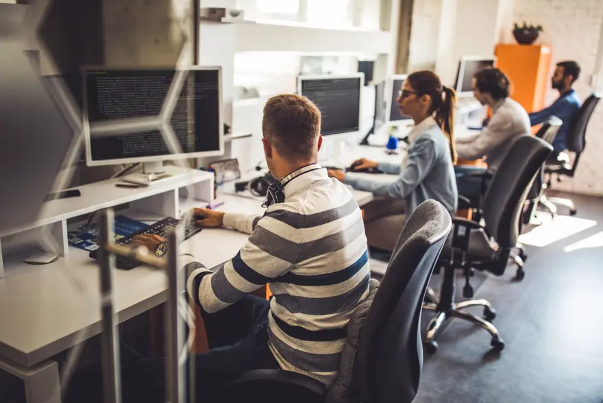 Çalışılabilecek en iyi 100 şirket: Facebook 36 sıra kaybetti 6