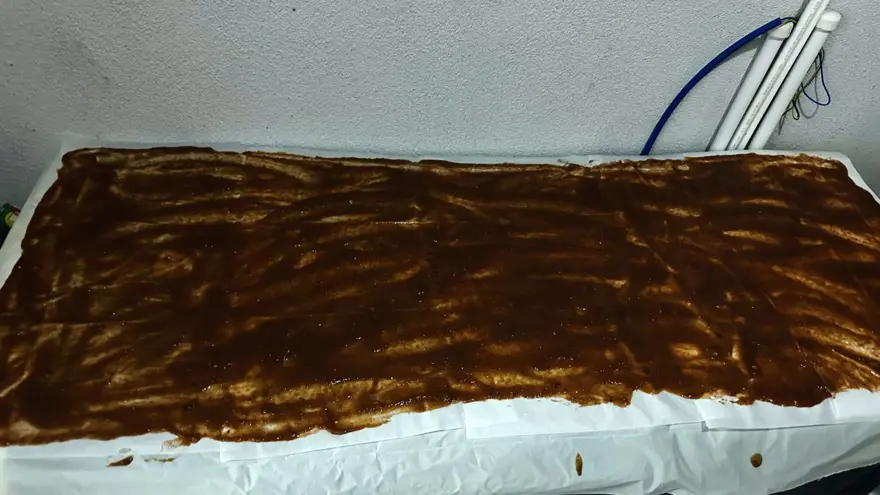 Dut, erik, kayısı ve elmadan yapılıyor: Güneşte kurutulup kış için hazırlanıyor 3 Dut, erik, kayısı ve elmadan yapılıyor: Güneşte kurutulup kış için hazırlanıyor 3