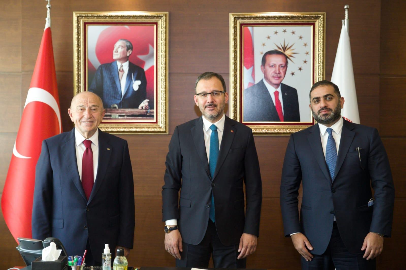SON DAKİKA: Bakan Kasapoğlu duyurdu: Süper Lig'de yayın krizi çözüldü