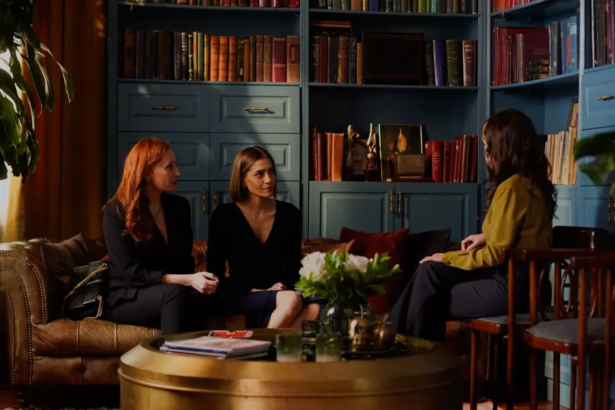 İFAKAT VE ASUMAN DA BELGİN'E GİTMİŞTİ 6