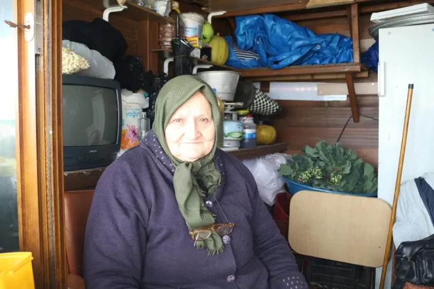 Köy hayatı şehirdeki pazarlarla ayakta kalıyor: "Ne satıyorsam kendim üreterek satıyorum" 4 Köy hayatı şehirdeki pazarlarla ayakta kalıyor: "Ne satıyorsam kendim üreterek satıyorum" 4