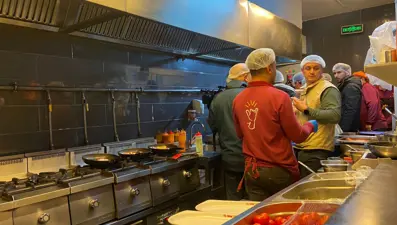 81 ilde denetim başladı: Fast food restoranlarından numuneleralınıyor