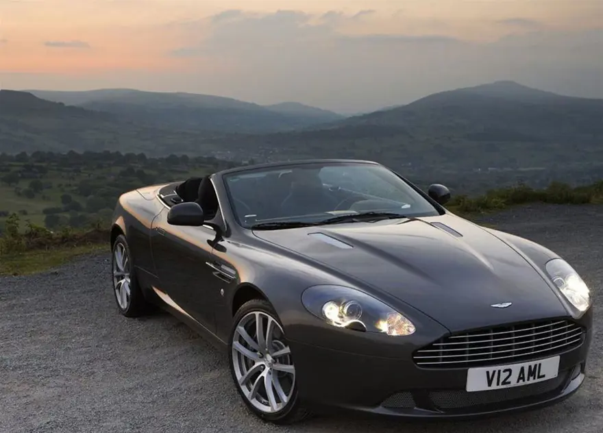 2011 Aston Martin DB9 4