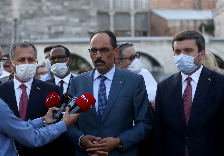 Büyükelçilere Ayasofya turu 2 Büyükelçilere Ayasofya turu 2