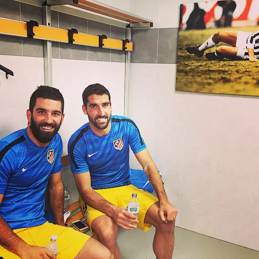 Arda Turan'ın 15 milyon euroluk malikanesi 123 Arda Turan'ın 15 milyon euroluk malikanesi 123