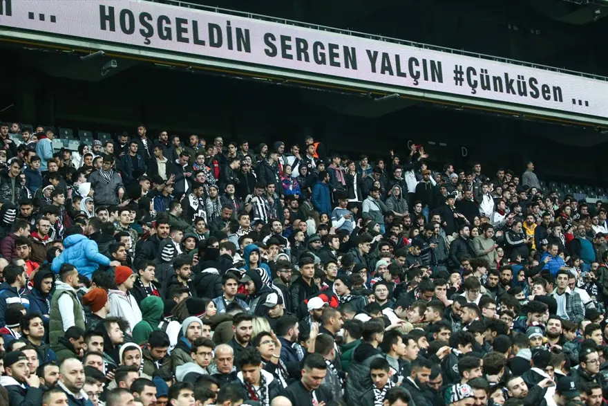 Vodafone Park'ta Sergen Yalçın izdihamı 8 Vodafone Park'ta Sergen Yalçın izdihamı 8