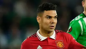 Galatasaray'ın rakibi Manchester United'da Casemiro sakatlandı Galatasaray'ın rakibi Manchester United'da Casemiro sakatlandı