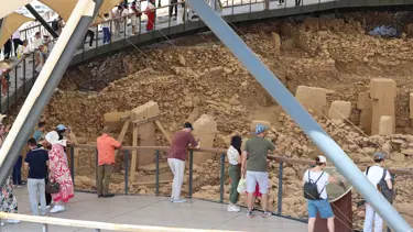 "Tarihin sıfır noktası" Göbeklitepe'de ziyaretçi yoğunluğu