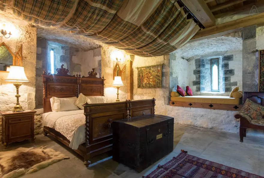 Yeni trend 'şatoda tatil' 1