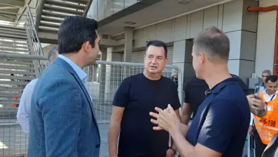 Ünlü isimler de Fenerbahçe için oy kullandı