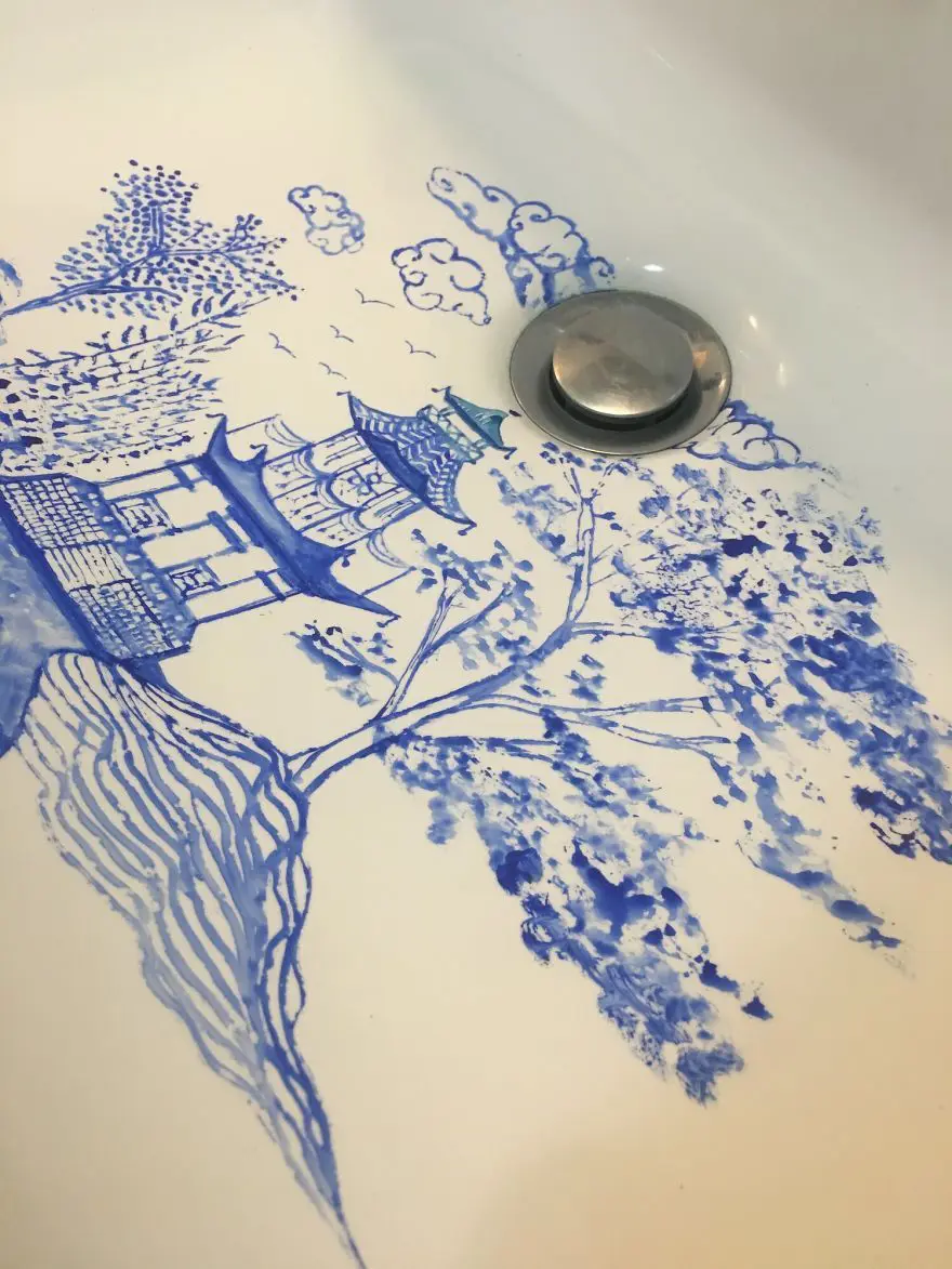 İtalyan ressam lavaboyu tuval olarak kullandı 20