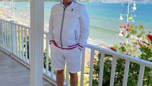 Aşı olmayan doktor corona virüse yenildi