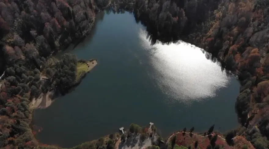 Artvin’deki iki ayrı Karagöl’de iki farklı mevsim yaşanıyor 2