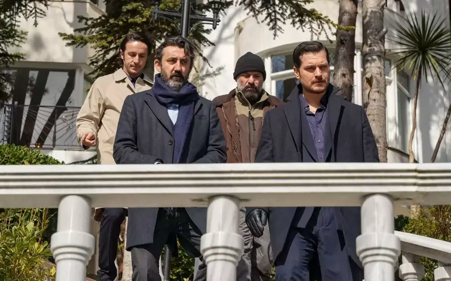 Eşref Rüya dizisi oyuncuları kimler? Eşref Rüya oyuncu kadrosu ve konusu 6