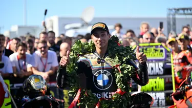 Toprak Razgatlıoğlu yeniden Dünya Şampiyonu