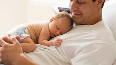 ‘Babalar sadece emziremez’