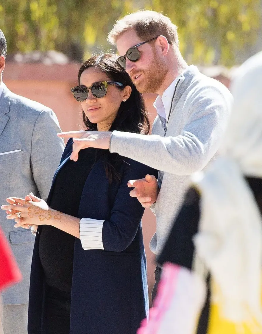 Meghan Markle ve Prens Harry bebek hediyesi yerine bağış istiyor 1