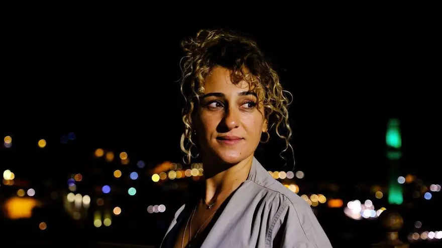 Yandaki Oda için geri sayım başladı: Derya Karadaş kadroda 2 Yandaki Oda için geri sayım başladı: Derya Karadaş kadroda 2