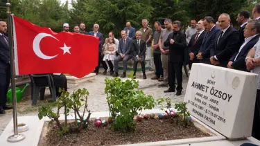 Bakan Uraloğlu, 15 Temmuz şehidi Ahmet Özsoy için düzenlenen anma törenine katıldı