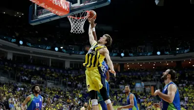 Fenerbahçe Doğuş şampiyon oldu!