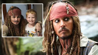 Johnny Depp yine korsan oldu ama bu kez bir filmde değil!