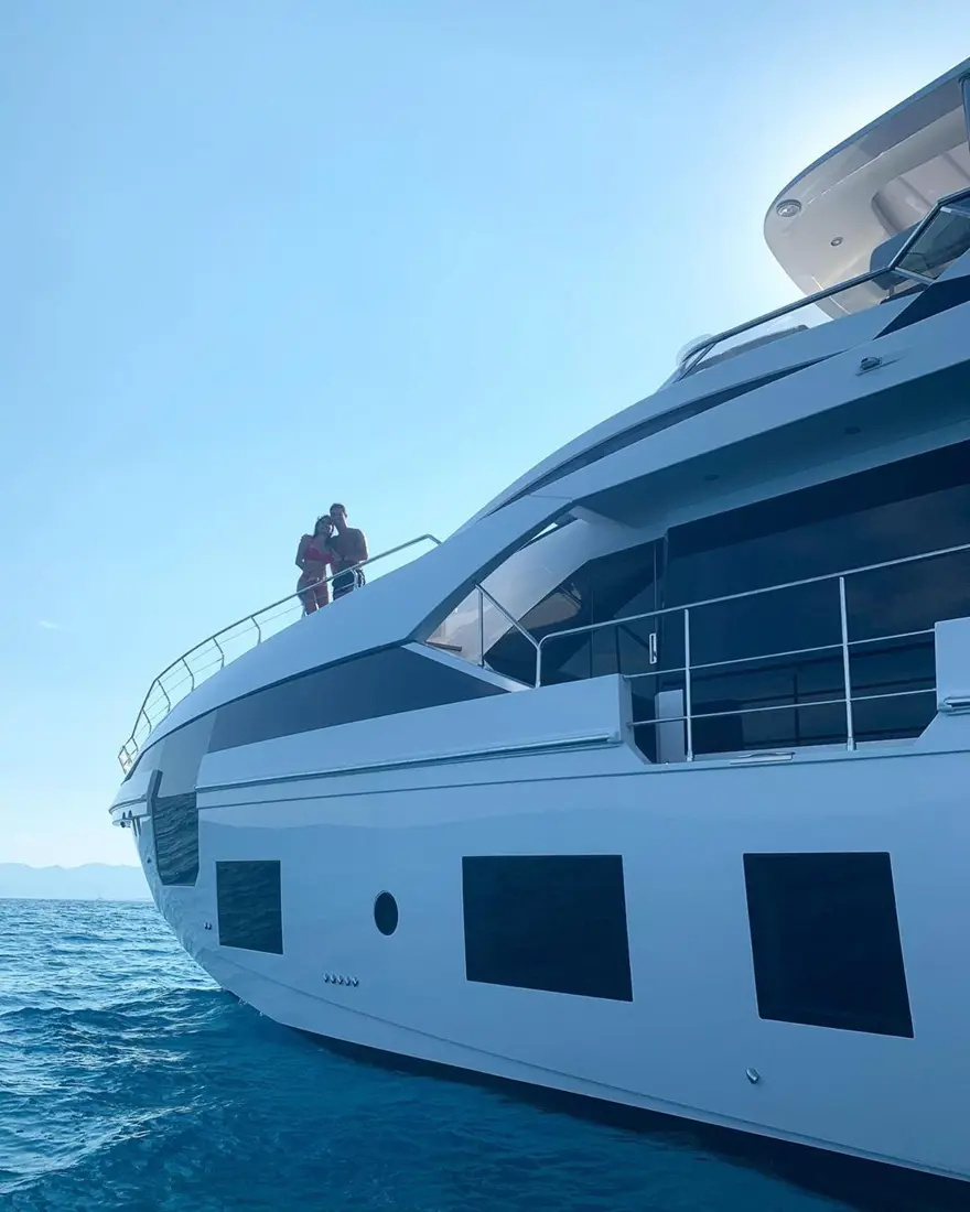 Cristiano Ronaldo 7 milyon dolarlık yatıyla tatilde 10