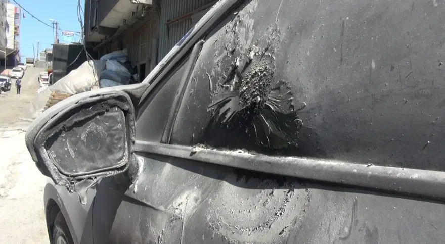 Arabasını kurtarmak isterken ölümle burun buruna geldi 6 Arabasını kurtarmak isterken ölümle burun buruna geldi 6
