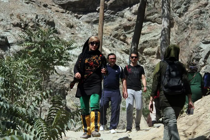 Tahran'da dağ yürüyüşleri 