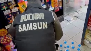 Tekel bayisine sahte alkol operasyonu: Su şisesinde etil alkol Tekel bayisine sahte alkol operasyonu: Su şisesinde etil alkol