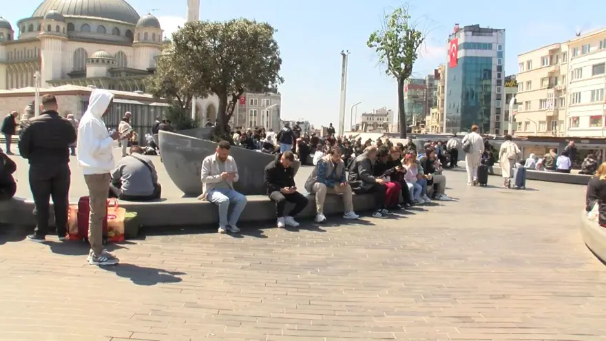 Taksim'de deprem yoğunluğu 1