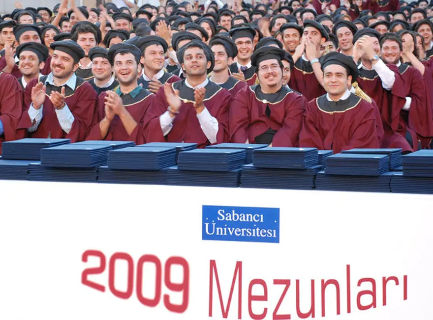 Dereceye giren öğrenciye 6 bin lira burs 42