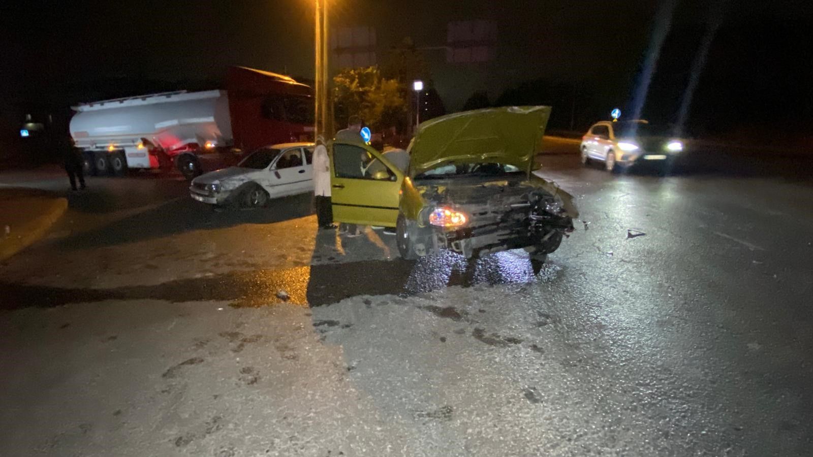 Kavşakta trafik kazası