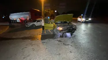 Kavşakta trafik kazası