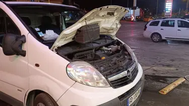 Aracın motoruna giren kediden 400 kilometrelik yolculuk