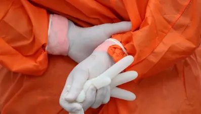 Avrupa hastanelerinde alarm: "Enfekte ettiğini öldüren virüs"