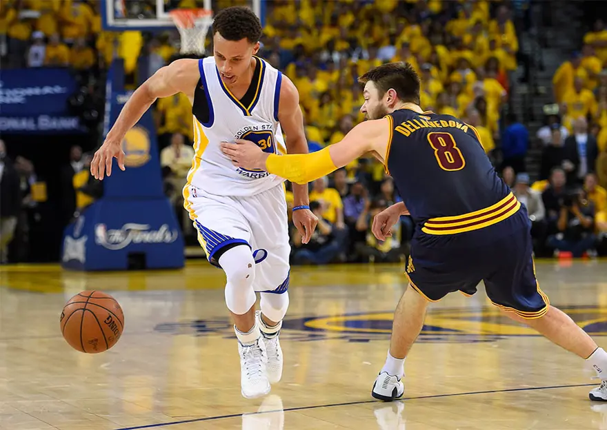 Golden State Warriors bir adım önde 3