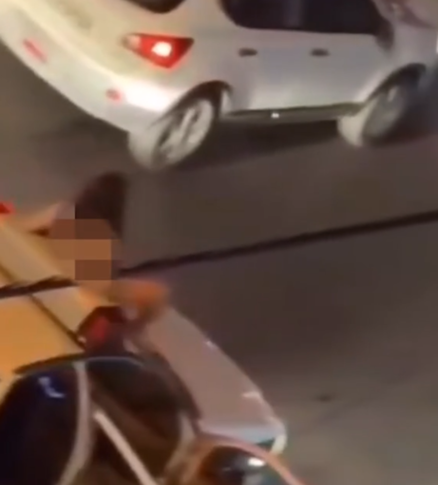 İRAN'DA KADINLARI HEDEF ALAN YENİ YASALAR 5