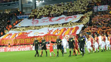3 Galatasaray taraftarı tutuklandı