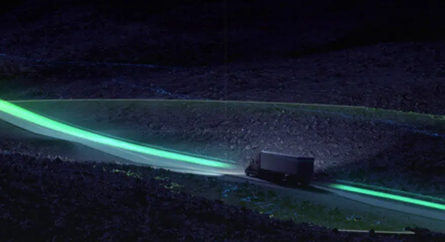 TIR şoförlüğü tarih oluyor: Çin'de sürücüsüz kamyon test edildi! TIR şoförlüğü tarih oluyor: Çin'de sürücüsüz kamyon test edildi!