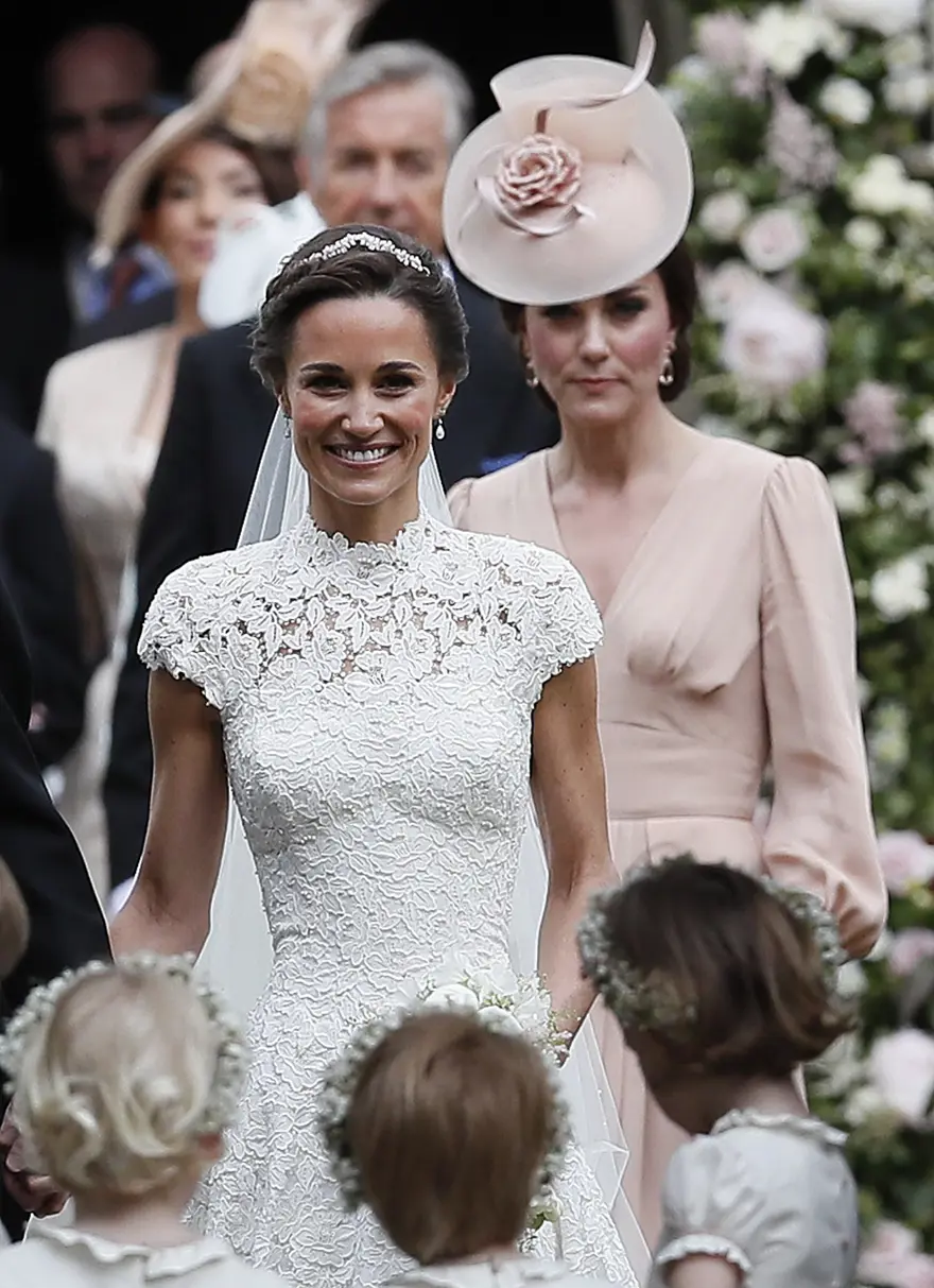 Kate Middleton’ın kız kardeşi Pippa Middleton evlendi 22