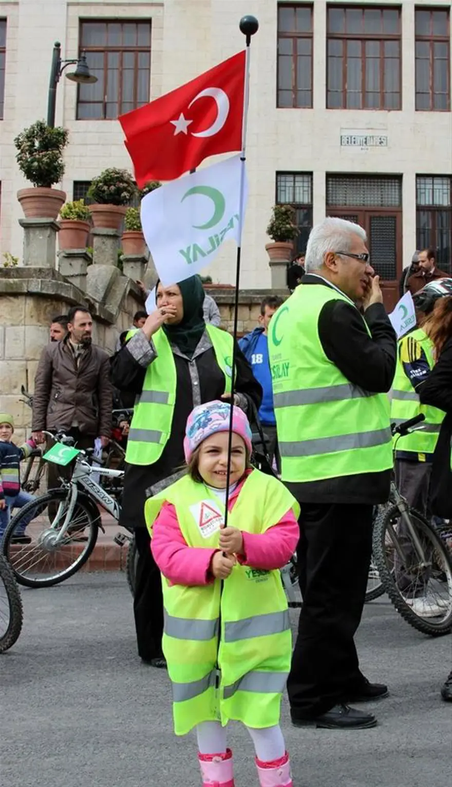 'Yaşamayı seçenler' buluştu 2 'Yaşamayı seçenler' buluştu 2