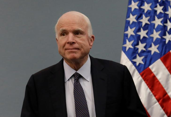 Cumhuriyetçi senatör McCain: Trump'la ilgili dosyayı FBI'a ben verdim