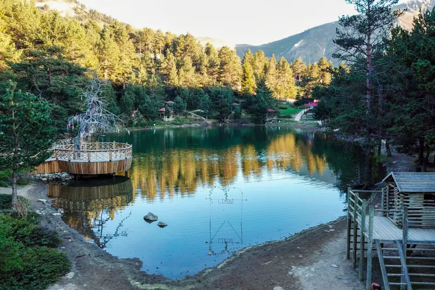 Zigana Dağı eteklerinde bir doğa harikası: Limni Gölü Tabiat Parkı 11