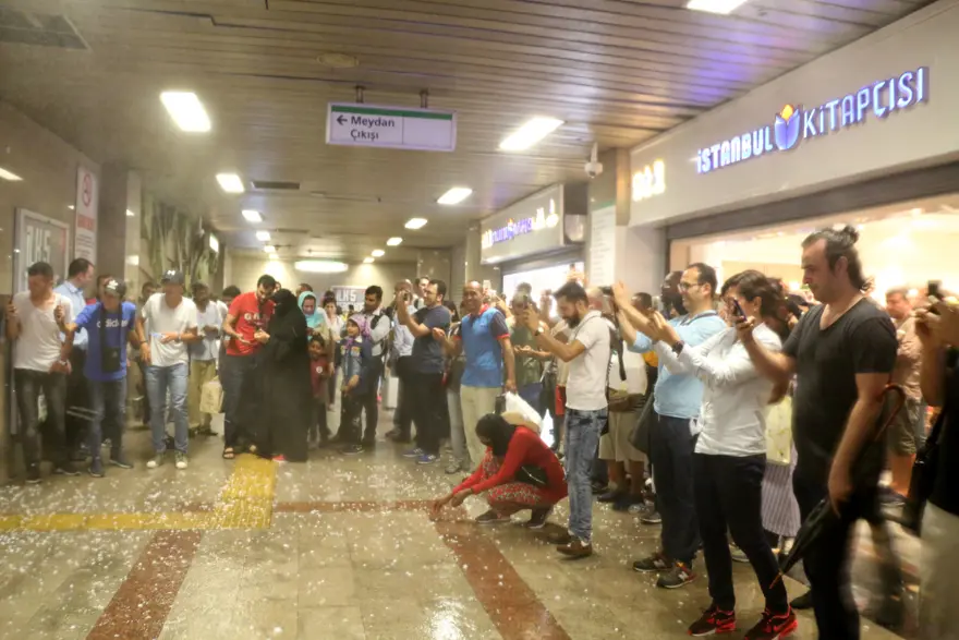 İstanbul'da etkili yağış (20 dakikalık kabus) 30