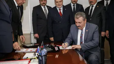 BBP Genel Başkanı Destici adaylık başvurusunu yaptı